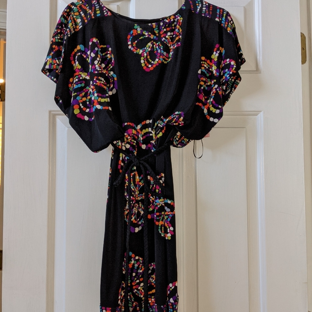 Dress - Picture 2 of 4